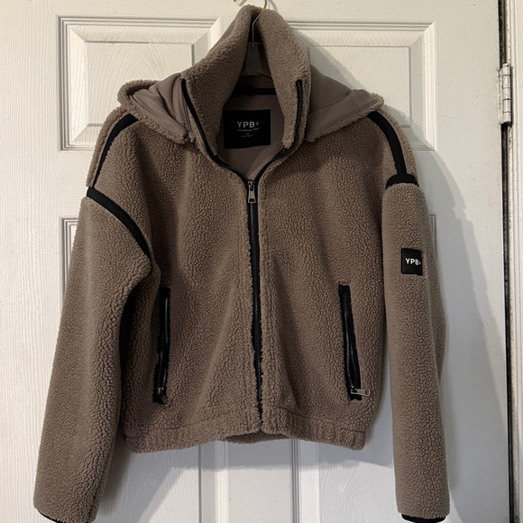 Abercrombie YPB Neowarm Sherpa Hooded Full Zip Removable Hood Size XS - Picture 4 of 7